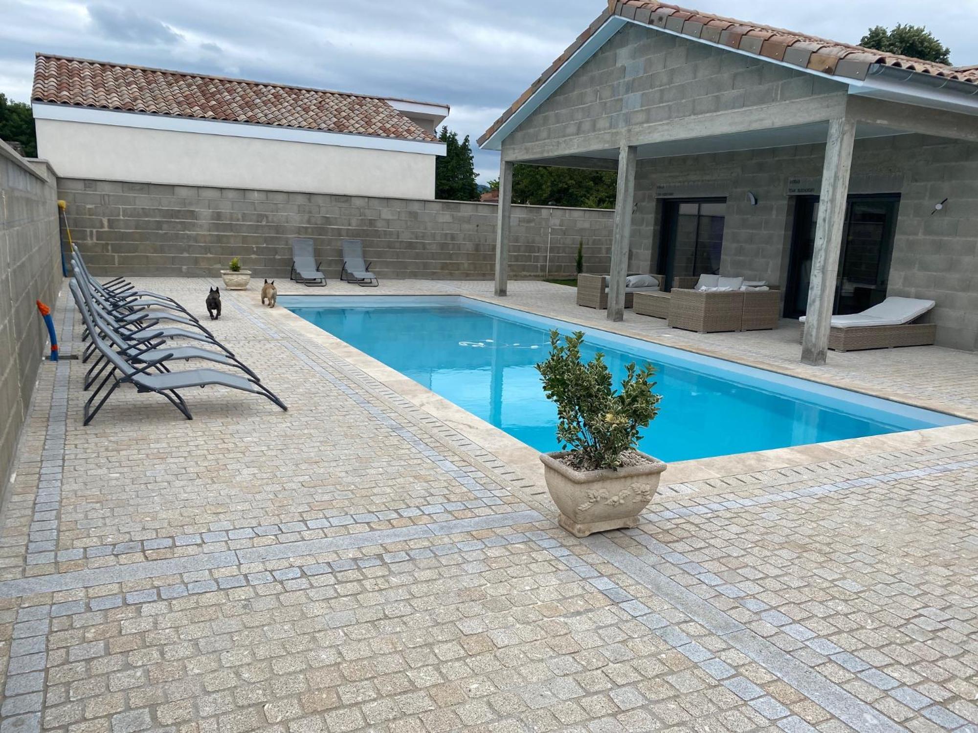 Les Chanterelles Crêches-sur-Saône Exterior foto